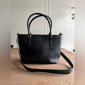 Tory Burch Thea Tote in Black. Used only 5 times